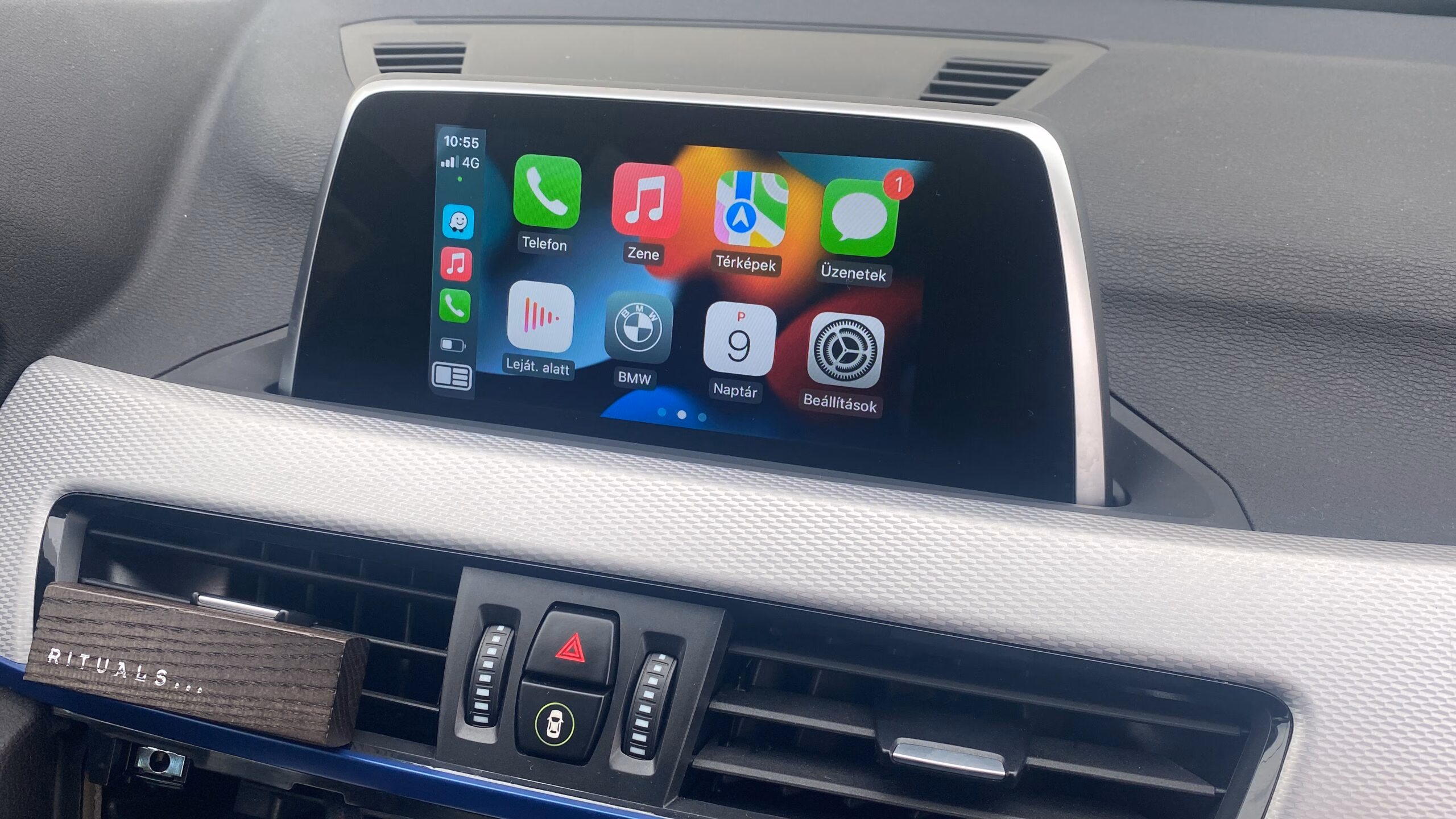Vezeték nélküli Carplay, Android Auto BMW NBT EVO rendszerekhez 6,5"-os kijelzővel, Mirror Linkkel és első-hátsó kamera bemenettel